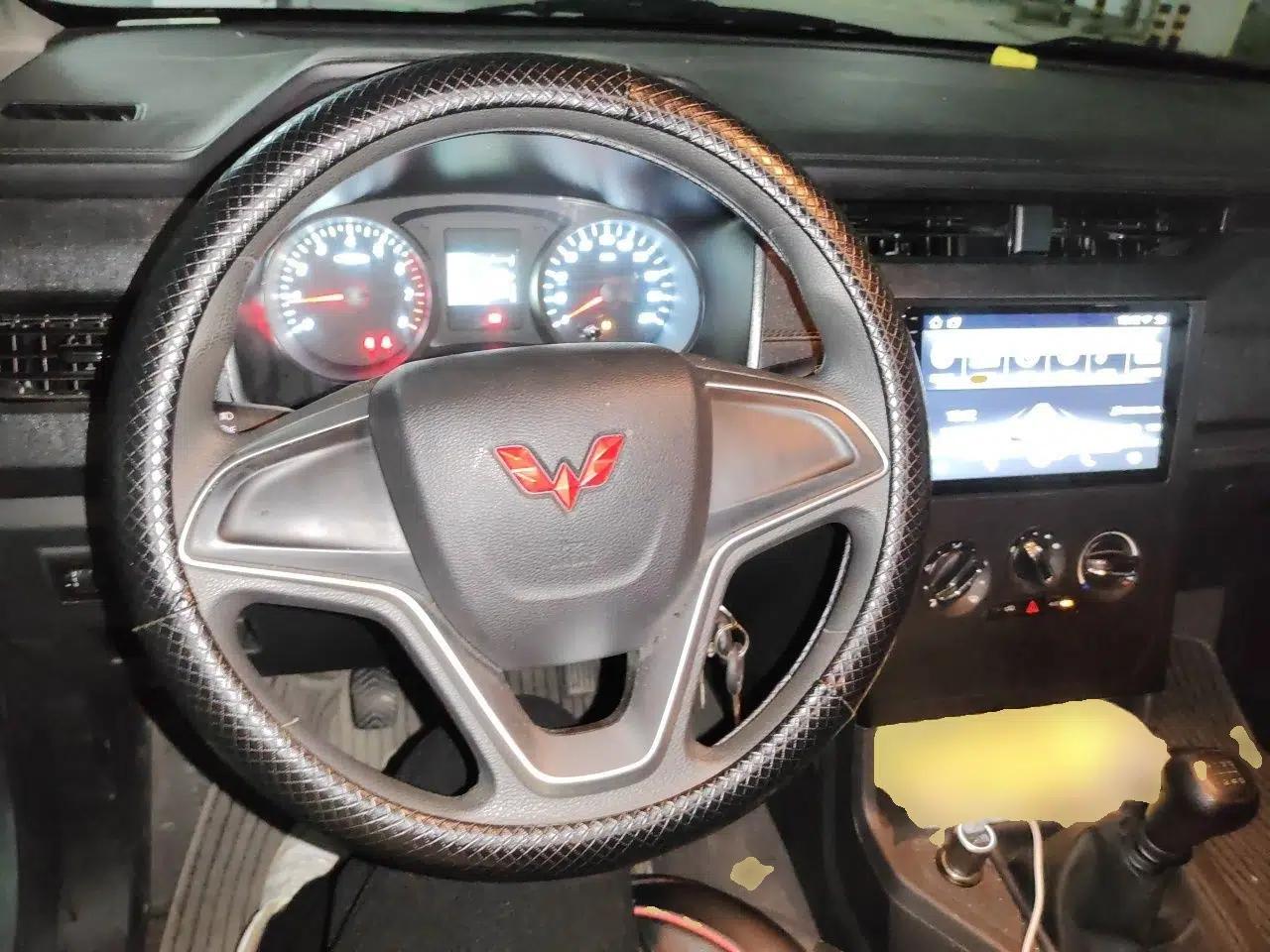 Wuling Zhengcheng 2022 2.0L Manual Entrepreneurial Version — миниатюра 11