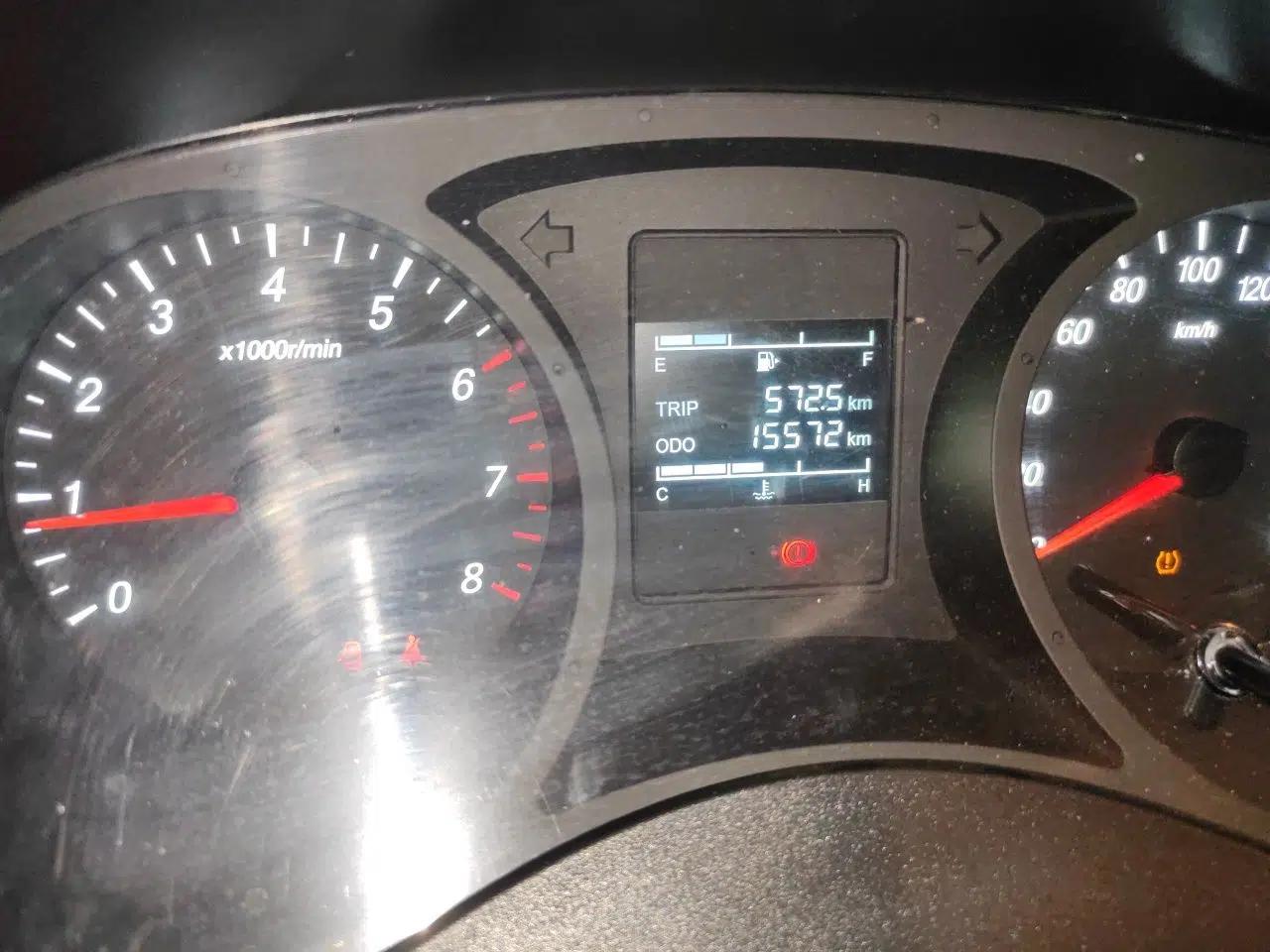 Wuling Zhengcheng 2022 2.0L Manual Entrepreneurial Version — миниатюра 13