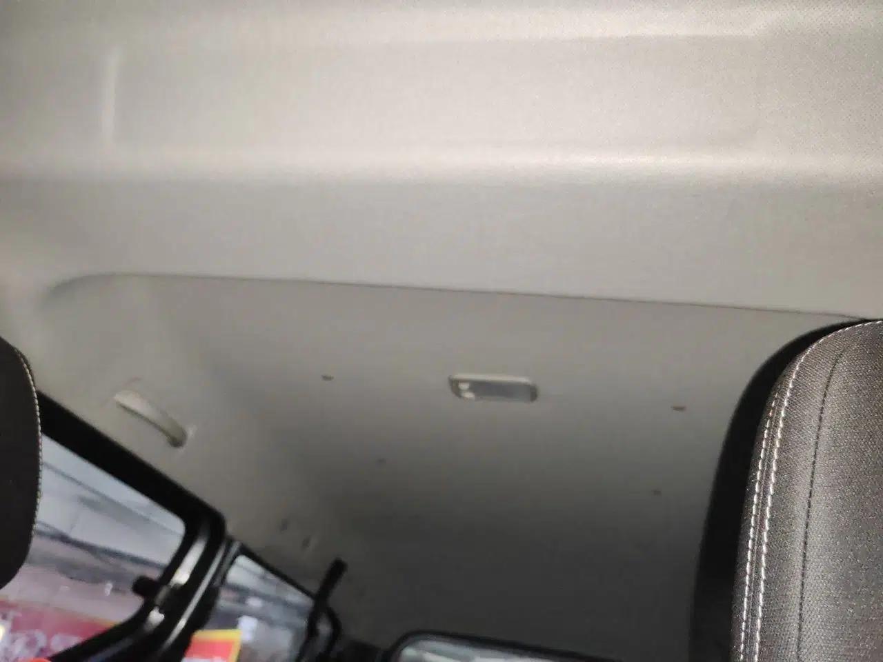 Wuling Zhengcheng 2022 2.0L Manual Entrepreneurial Version — миниатюра 19