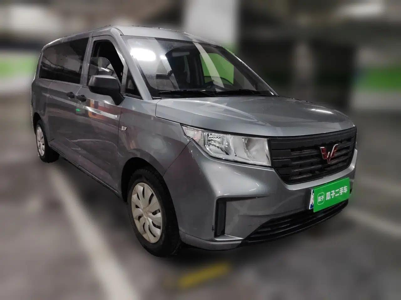 Wuling Zhengcheng 2022 2.0L Manual Entrepreneurial Version — миниатюра 3