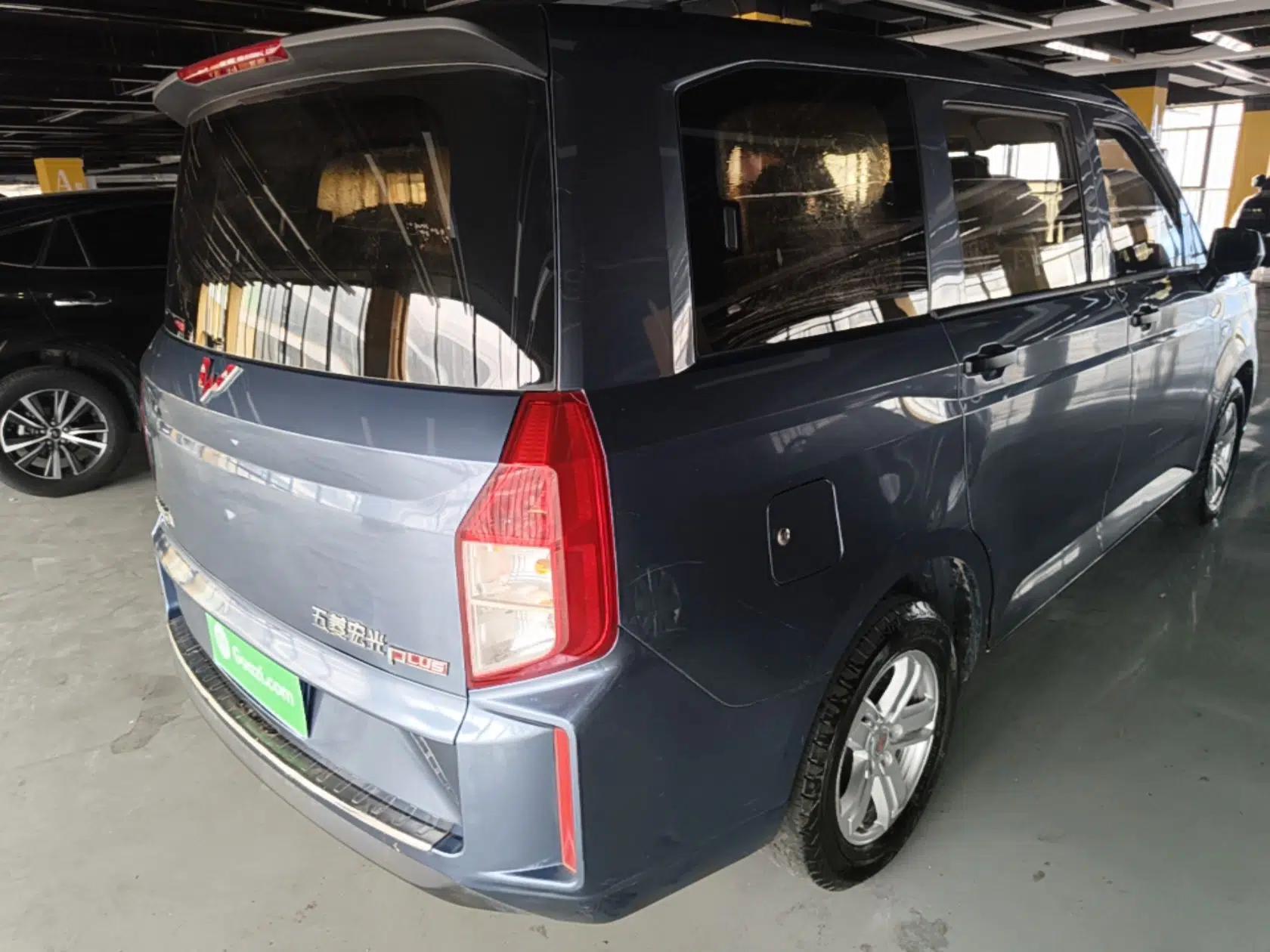 Wuling Hongguang PLUS 2020 1.5L Manual Standard Edition 5 Seats — миниатюра 6