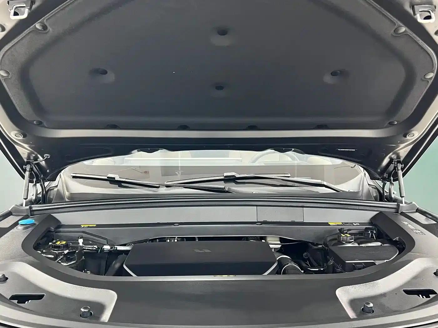 Li Auto L9 2025 Ultra Intelligent Renewal Edition — миниатюра 14