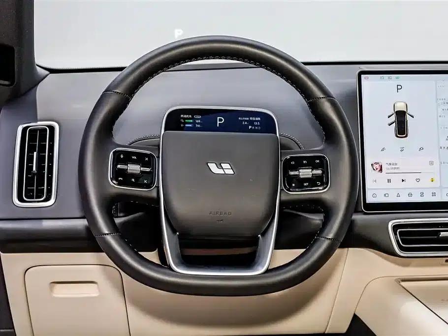 Li Auto L9 2022 Max — миниатюра 21