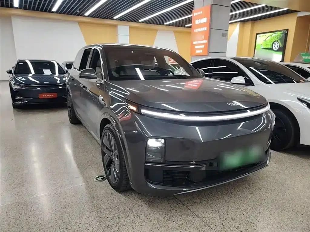 Li Auto L9 2023 Pro — миниатюра 4