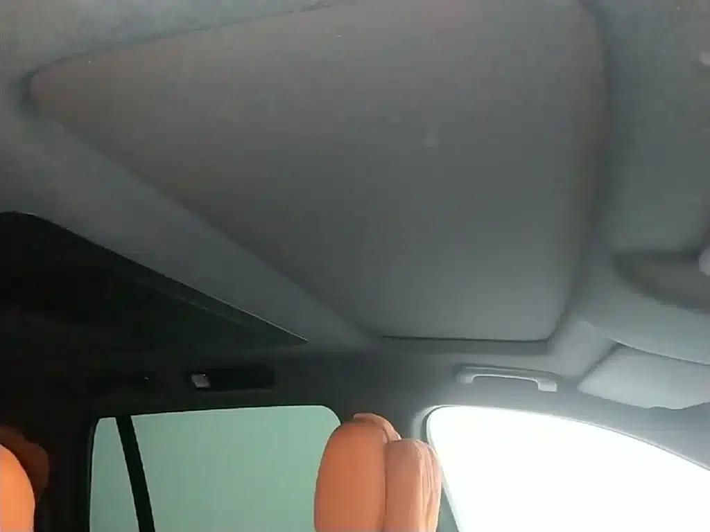 Li Auto L9 2024 Pro — миниатюра 18