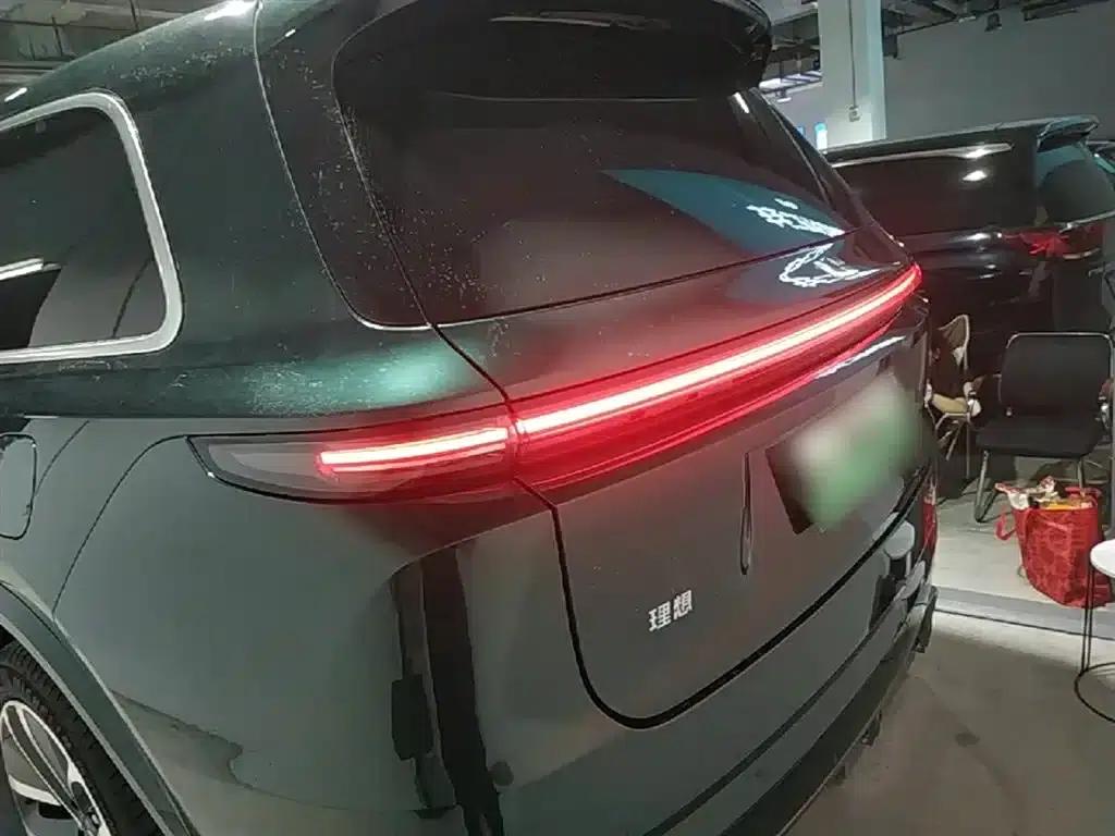 Li Auto L9 2024 Pro — миниатюра 6