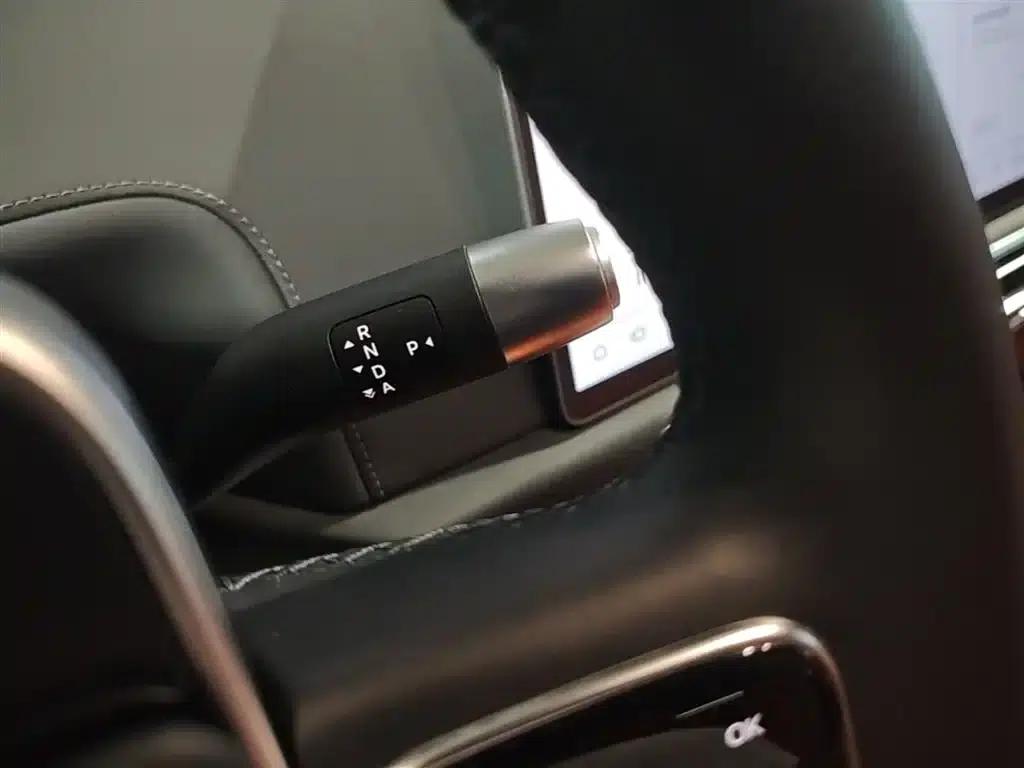 Li Auto L9 2022 Max — миниатюра 14