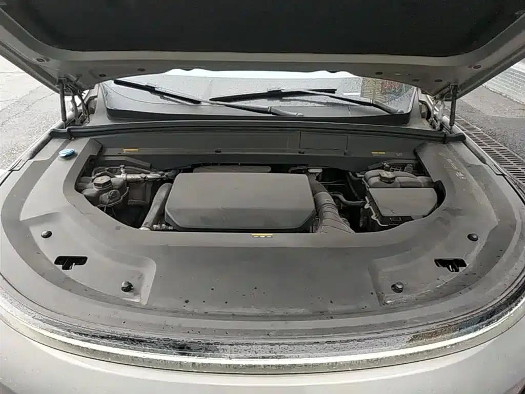 Li Auto L9 2022 Max — миниатюра 20