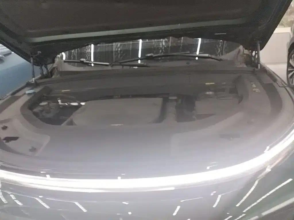 Li Auto L9 2022 Max — миниатюра 20