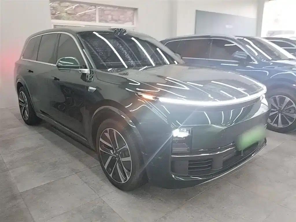 Li Auto L9 2022 Max — миниатюра 4