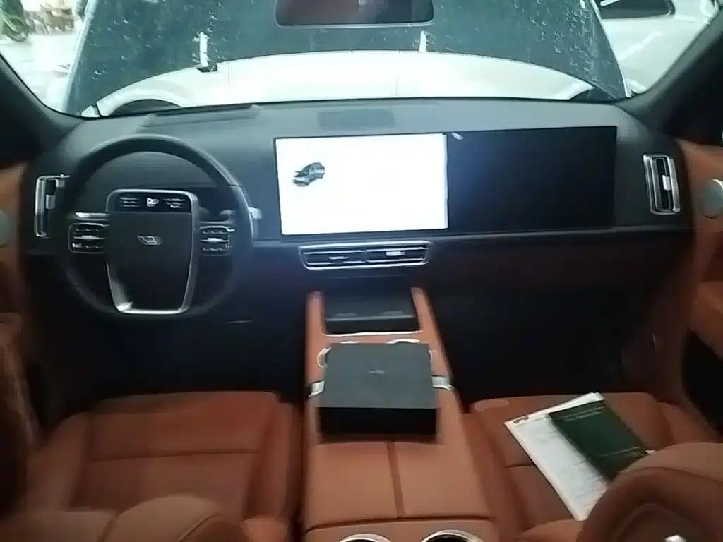 Li Auto L9 2022 Max — миниатюра 10