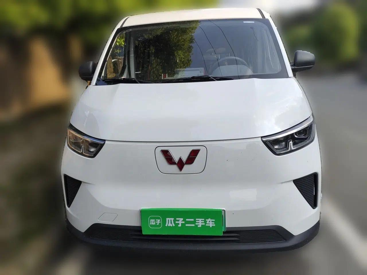 Wuling Yangguang 2026 Model, 440km Bus Comfort Edition, 6 Seats — миниатюра 2