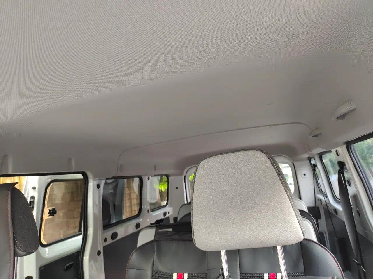 Wuling Yangguang 2026 Model, 440km Bus Comfort Edition, 6 Seats — миниатюра 15