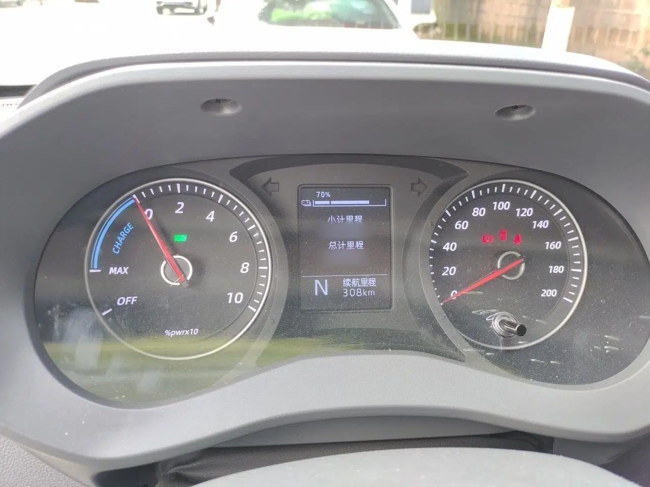 Wuling Yangguang 2026 Model, 440km Bus Comfort Edition, 6 Seats — миниатюра 10