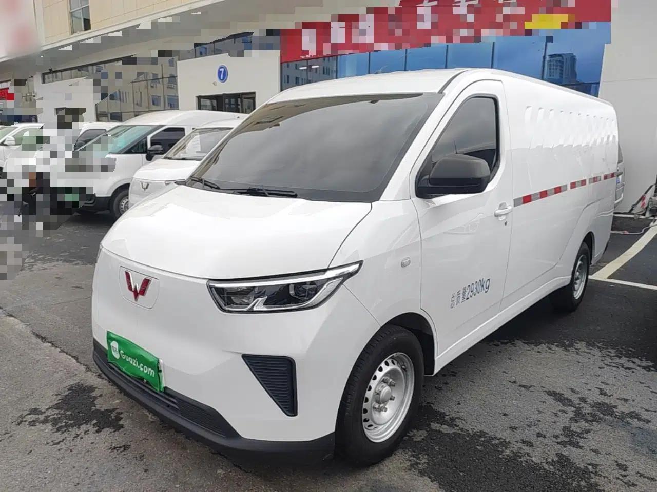Wuling Yangguang 2024 300km Range Practical Window-Sealed Version 60kW — миниатюра 1