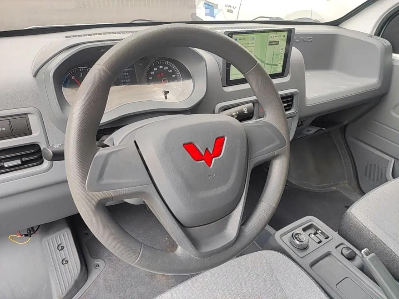 Wuling Yangguang 2024 300km Range Practical Window-Sealed Version 60kW — миниатюра 13
