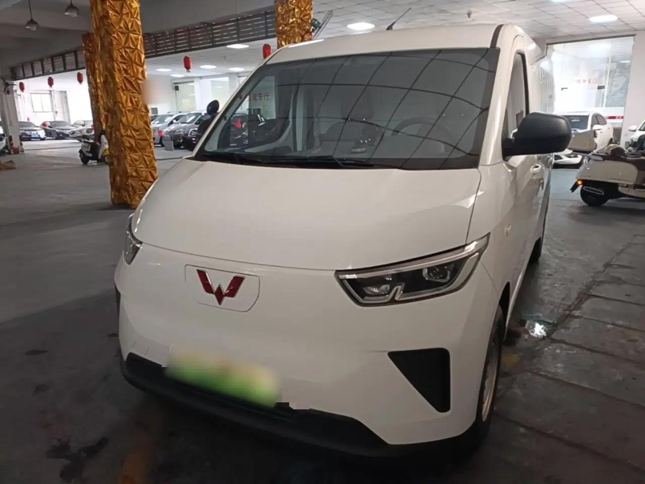 Wuling Yangguang 2024 300km Range Practical Window-Sealed Version 60kW — миниатюра 1