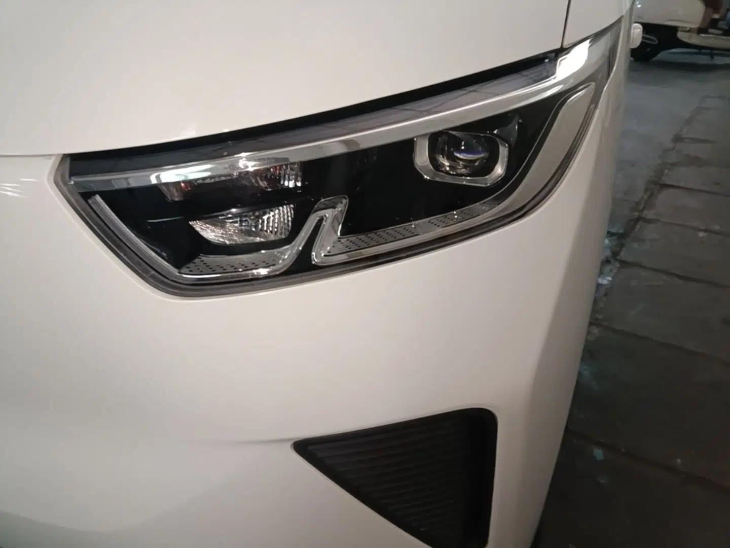 Wuling Yangguang 2024 300km Range Practical Window-Sealed Version 60kW — миниатюра 9