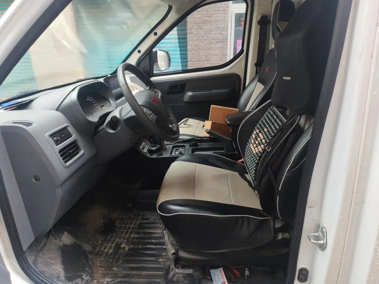 Wuling Yangguang 2024 300km Comfort Version with Sealed Windows 60kW — миниатюра 18