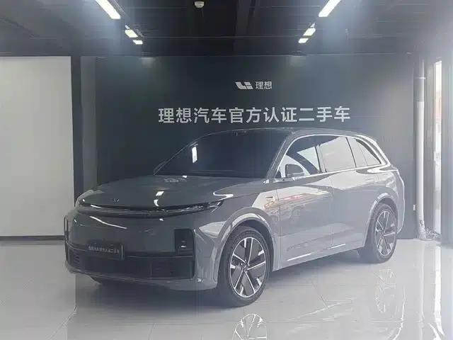 Li Auto L7 2025 Max Intelligent Renewal Edition