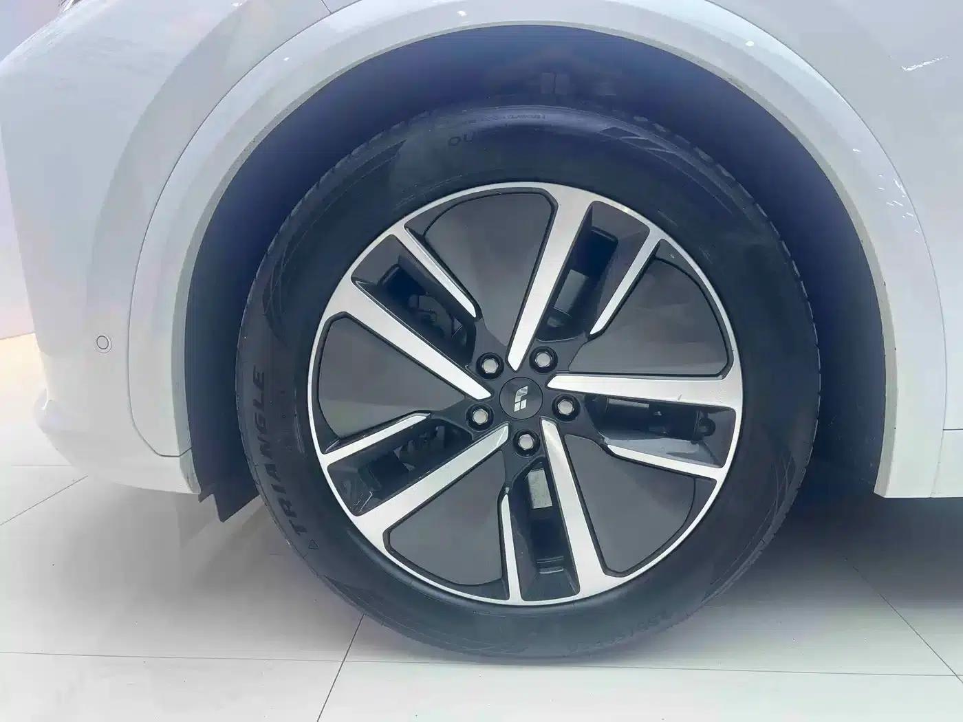Li Auto L7 2024 Pro — миниатюра 16