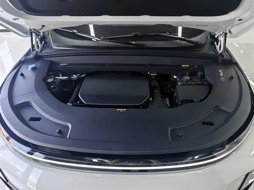 Li Auto L7 2025 Max Intelligent Renewal Edition — миниатюра 12