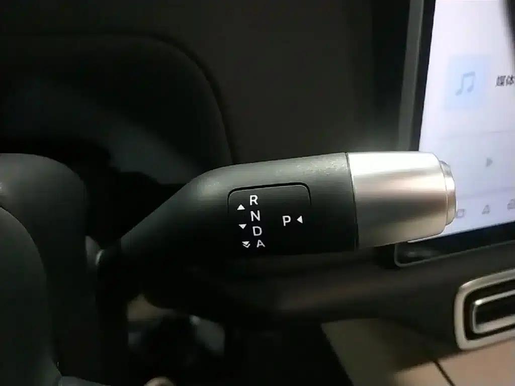 Li Auto L7 2024 Ultra — миниатюра 14