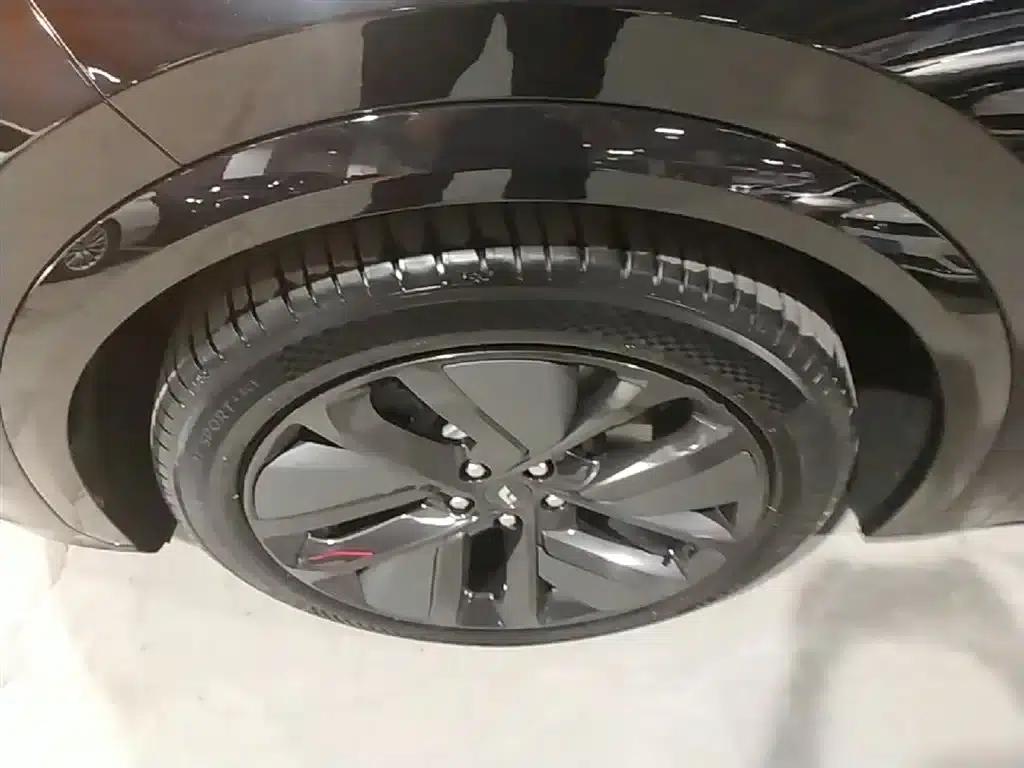 Li Auto L7 2024 Ultra — миниатюра 23
