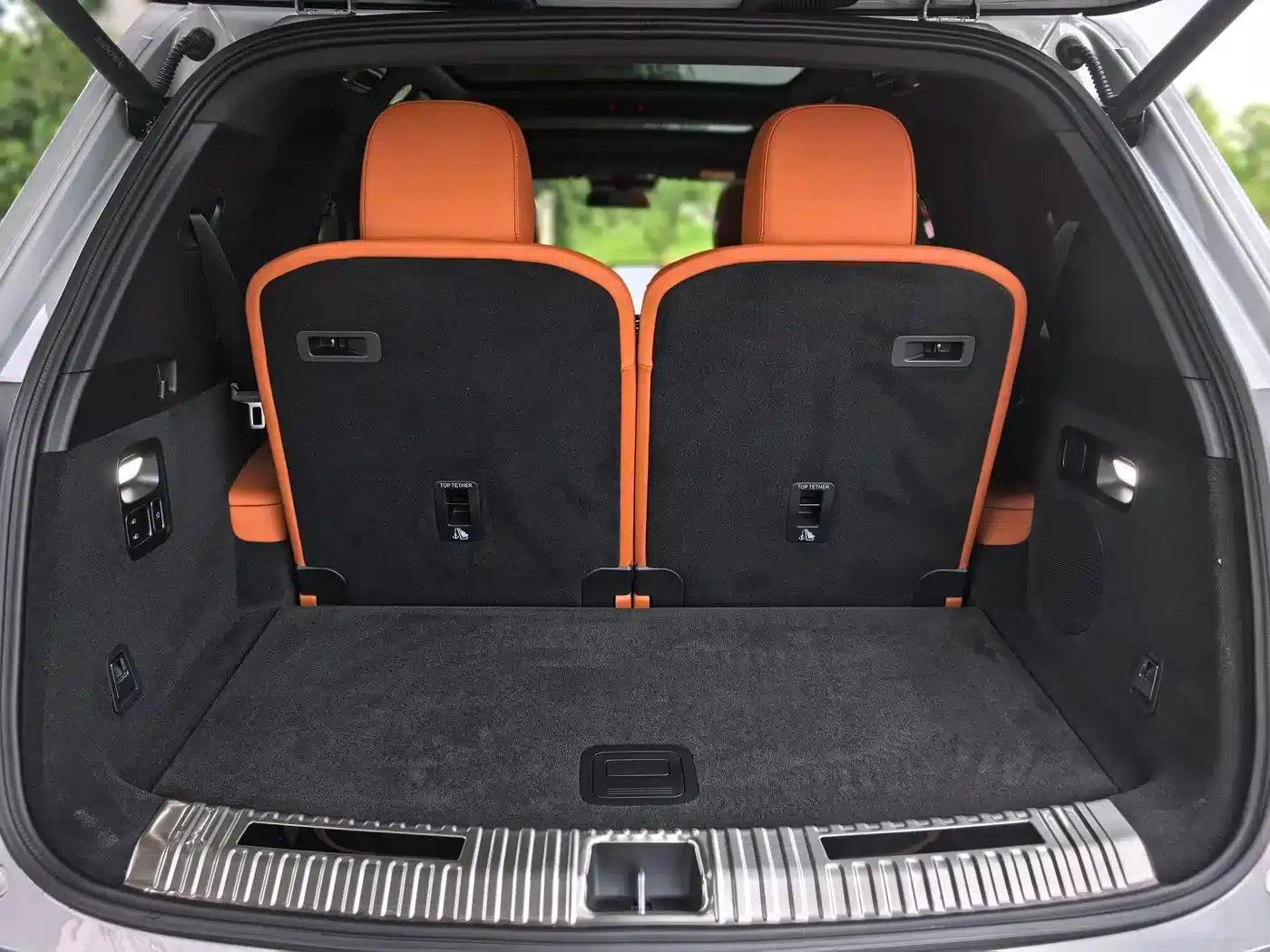 Li Auto L8 2023 Pro — миниатюра 16
