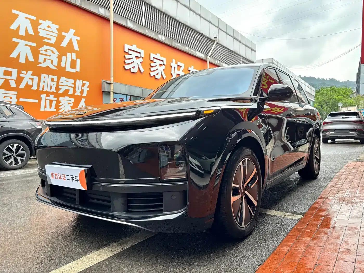 Li Auto L8 2024 Pro — миниатюра 1
