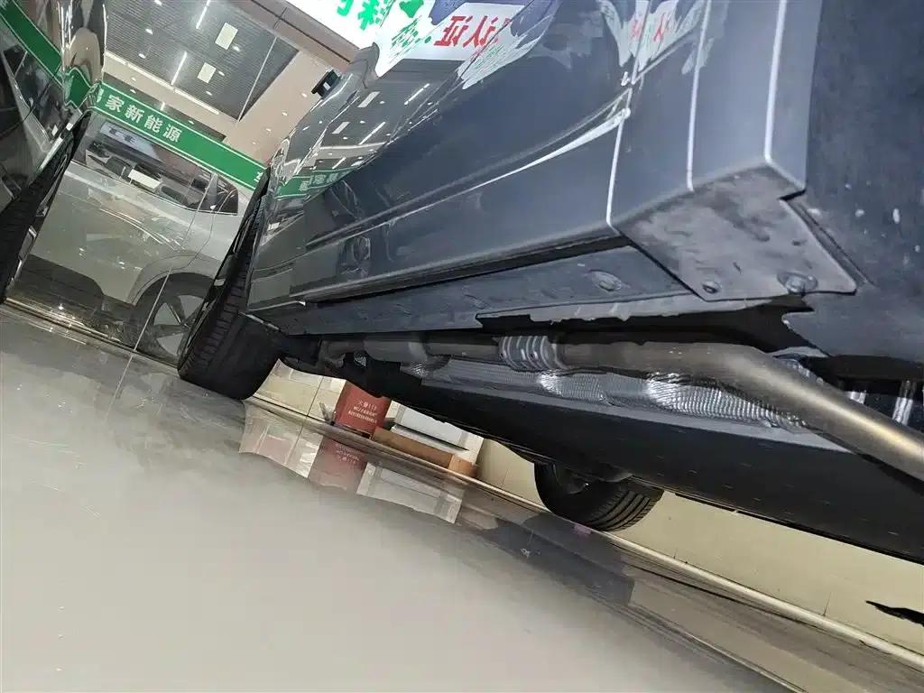 Li Auto L8 2025 Max Smart Renewal Edition — миниатюра 21
