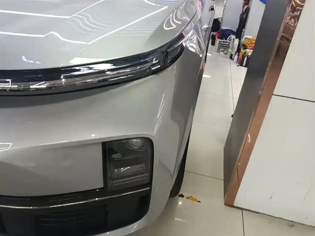 Li Auto L8 2023 Max — миниатюра 24
