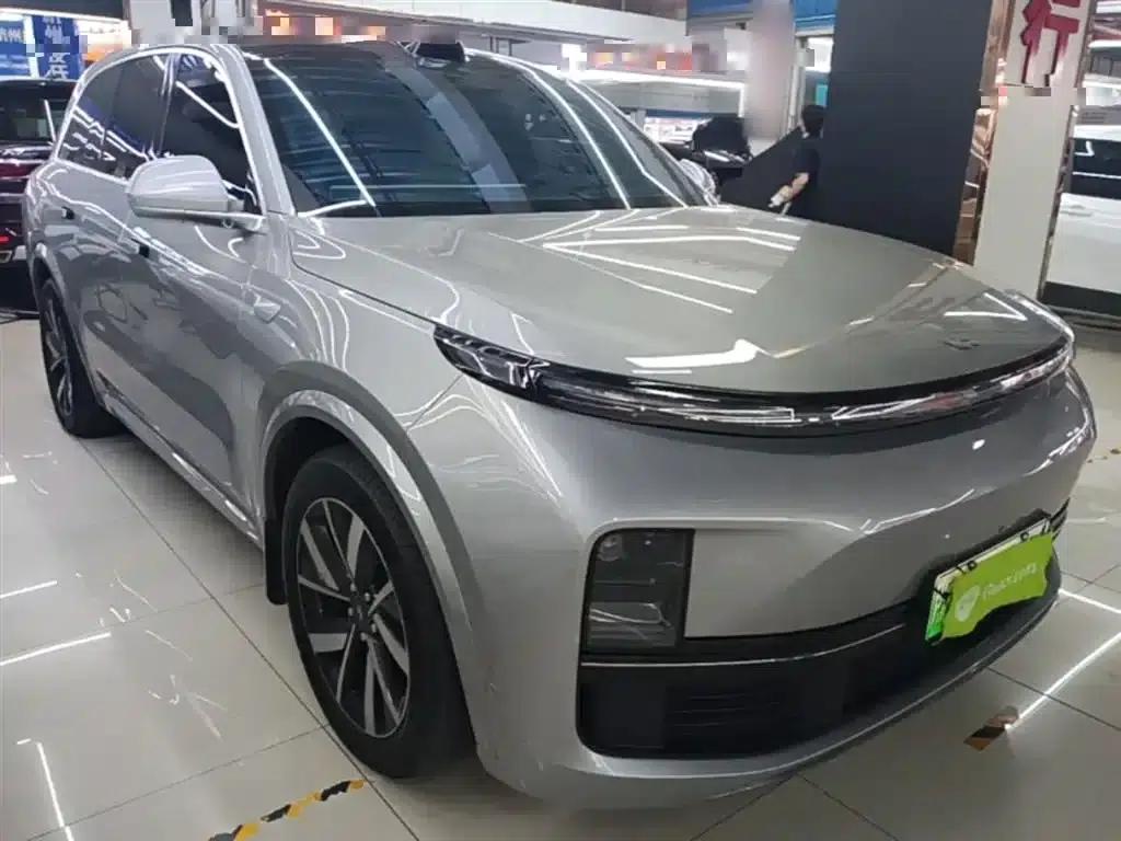 Li Auto L8 2023 Max — миниатюра 4