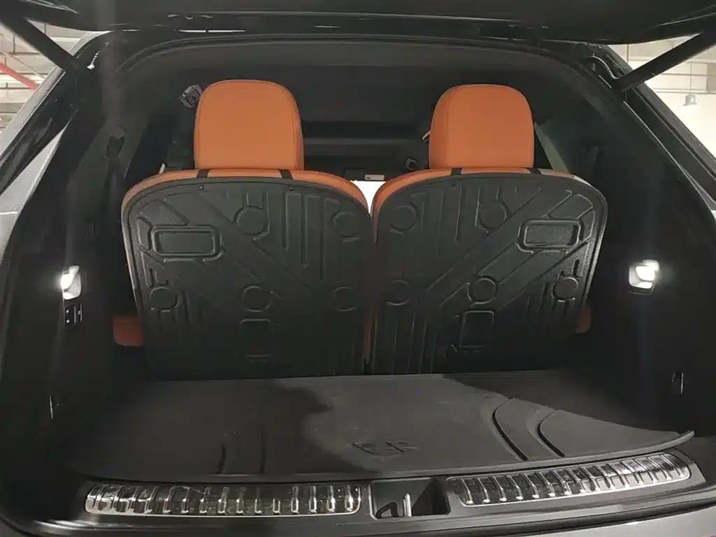 Li Auto L8 2024 Max — миниатюра 15