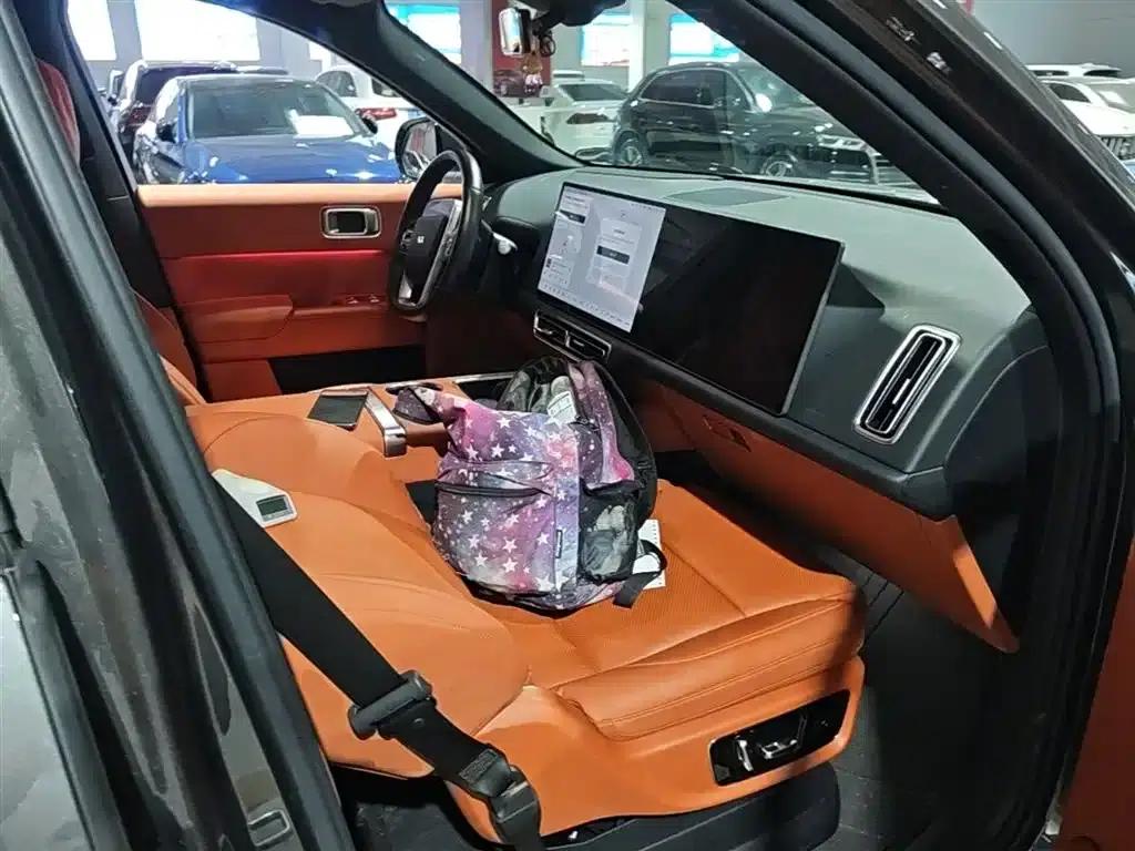 Li Auto L8 2024 Max — миниатюра 20