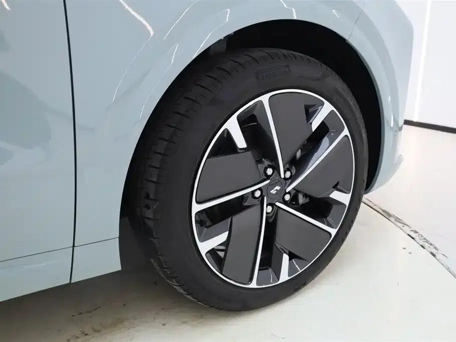 Li Auto L6 2025 Max Intelligent Renewal Edition — миниатюра 11