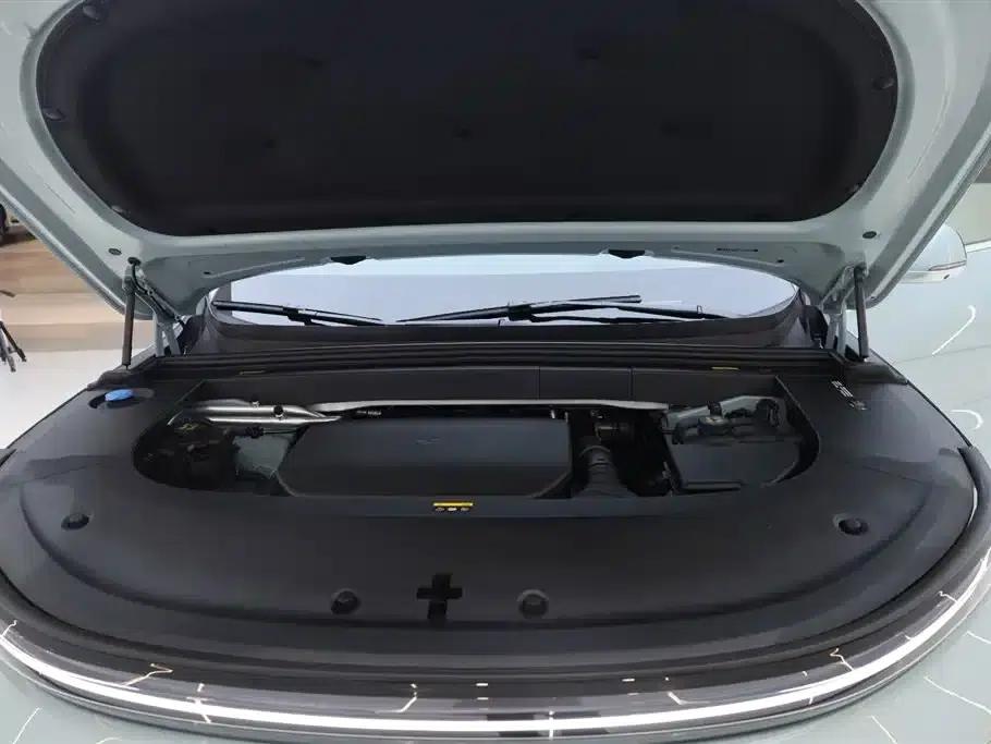 Li Auto L6 2025 Max Intelligent Renewal Edition — миниатюра 12