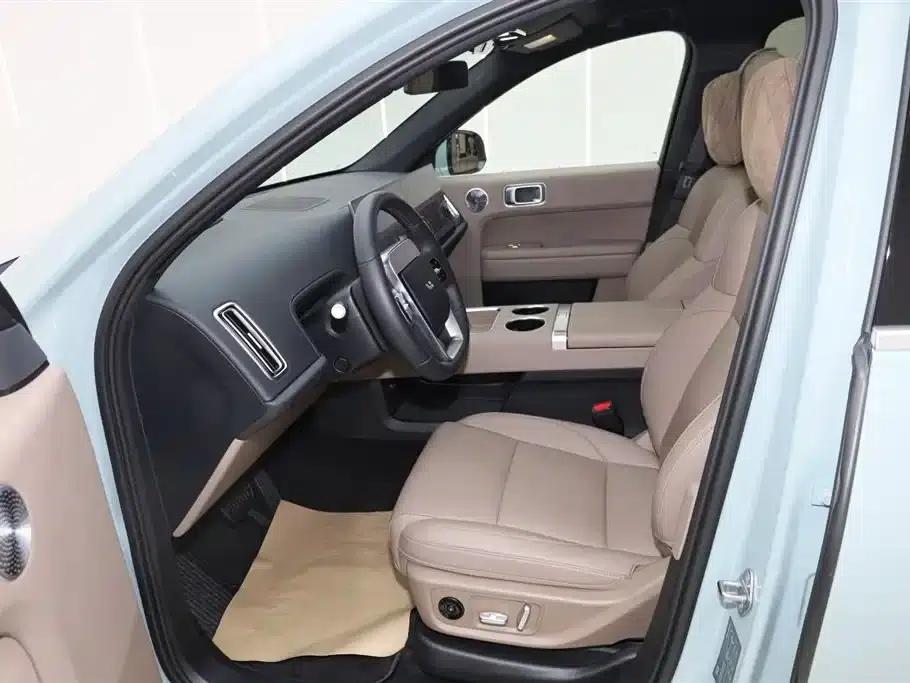 Li Auto L6 2025 Max Intelligent Renewal Edition — миниатюра 18