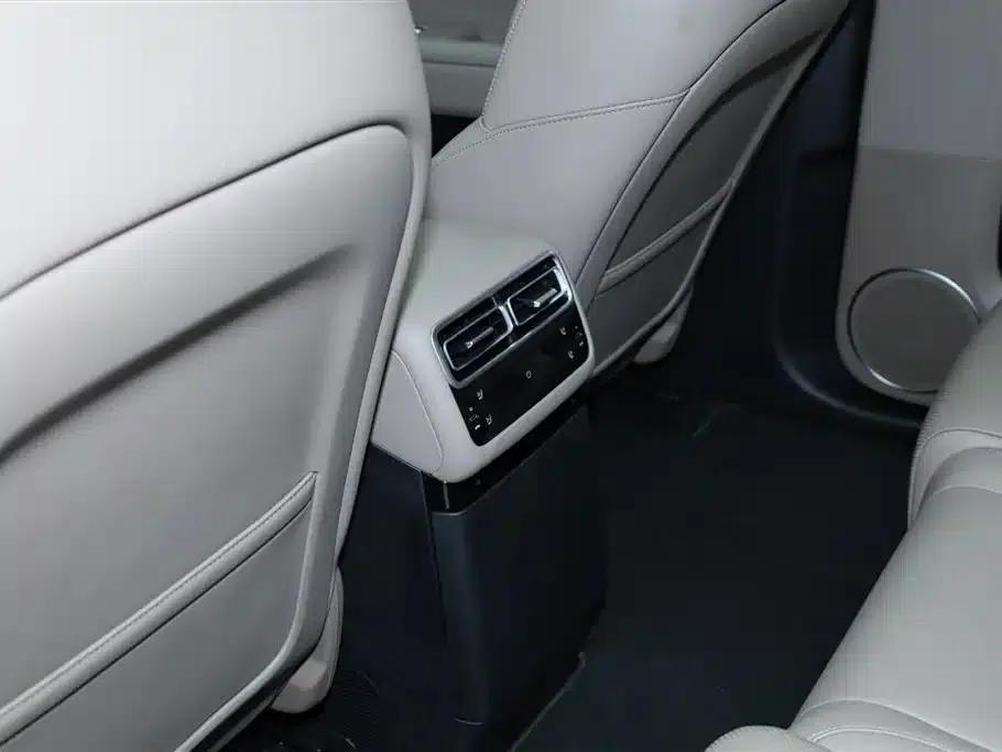 Li Auto L6 2025 Max Intelligent Renewal Edition — миниатюра 26