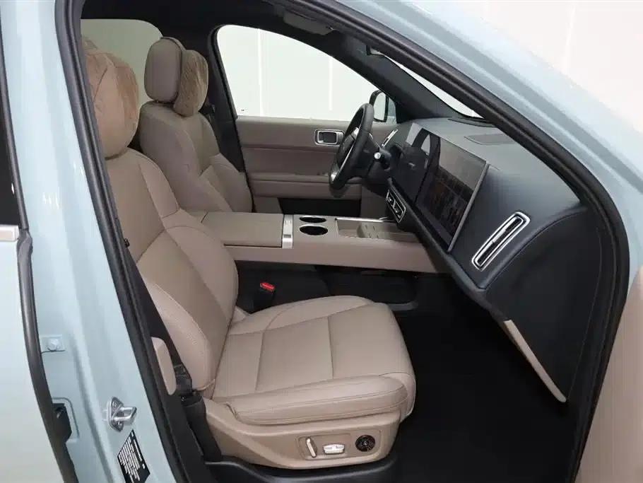 Li Auto L6 2025 Max Intelligent Renewal Edition — миниатюра 30