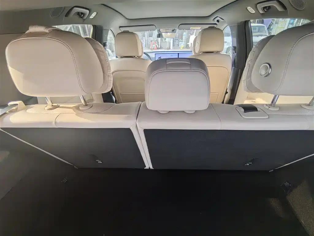 Li Auto L6 2025 Max Intelligent Renewal Edition — миниатюра 9