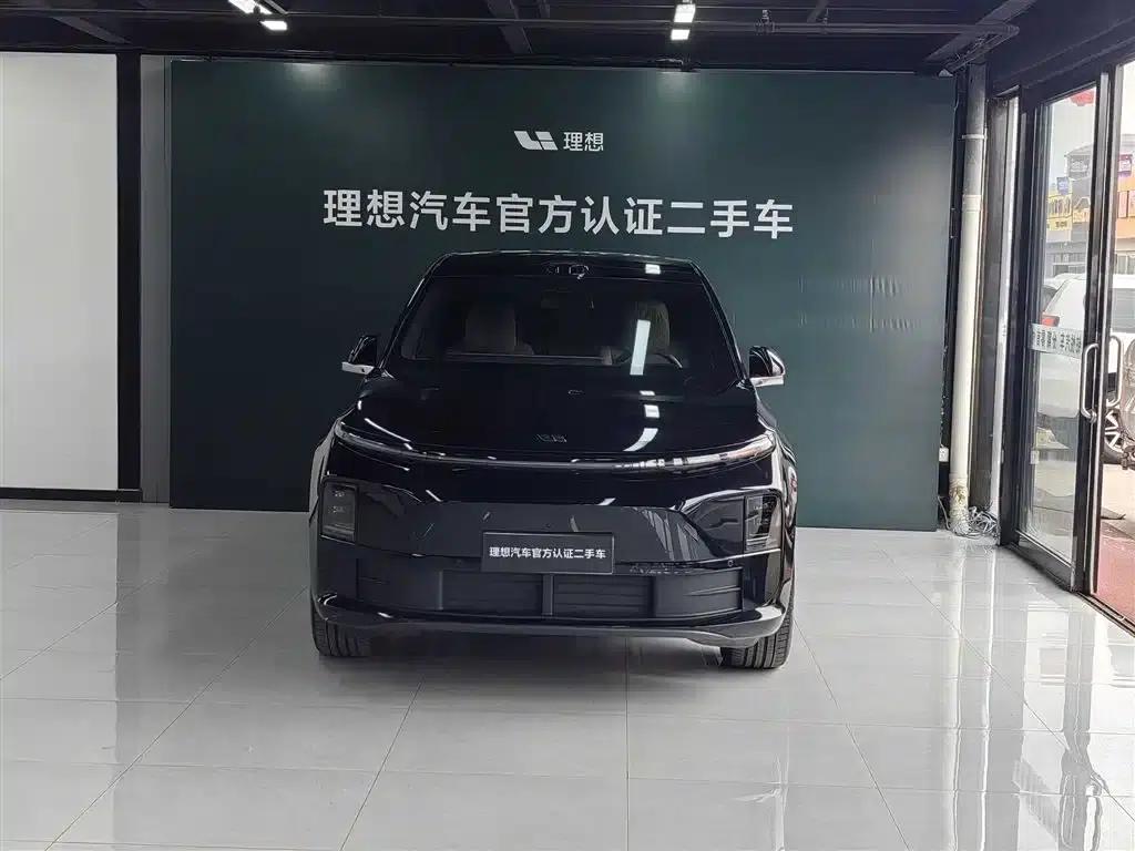 Li Auto L6 2025 Max Intelligent Renewal Edition — миниатюра 2