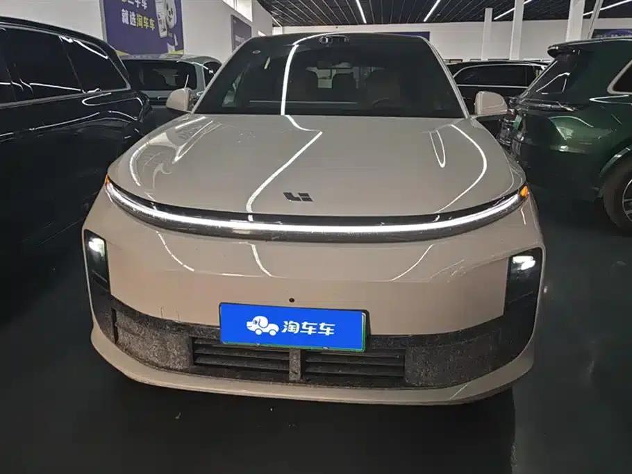 Li Auto L6 2025 Pro Smart Renewal Edition — миниатюра 2