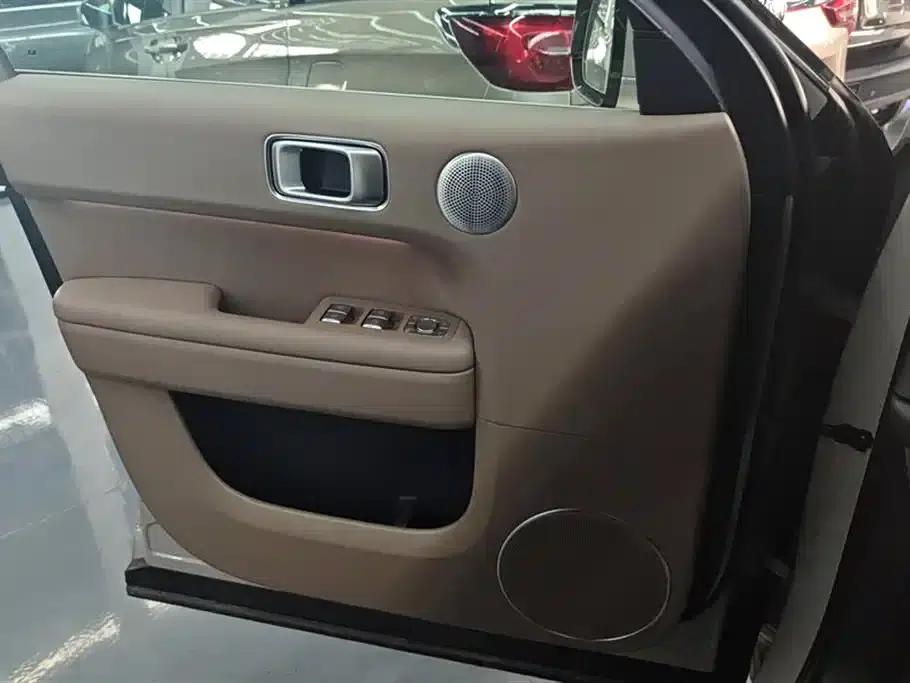 Li Auto L6 2025 Pro Smart Renewal Edition — миниатюра 7