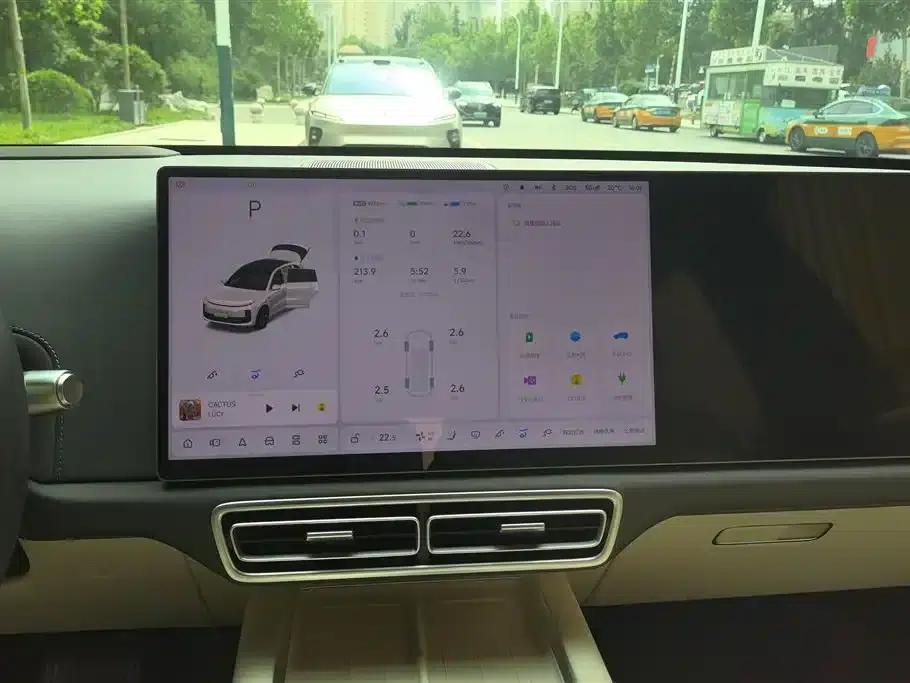 Li Auto L6 2024 Pro — миниатюра 13