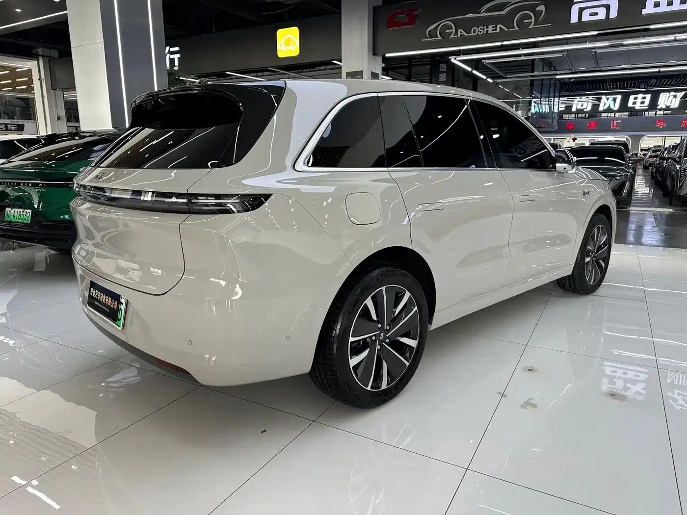 Li Auto L6 2025 Max Intelligent Renewal Edition — миниатюра 17