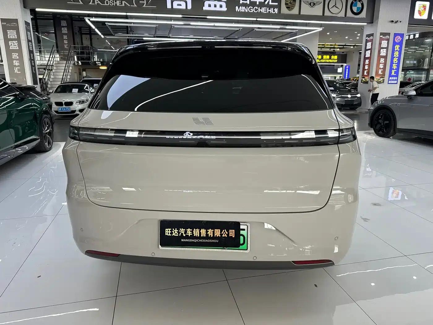 Li Auto L6 2025 Max Intelligent Renewal Edition — миниатюра 18