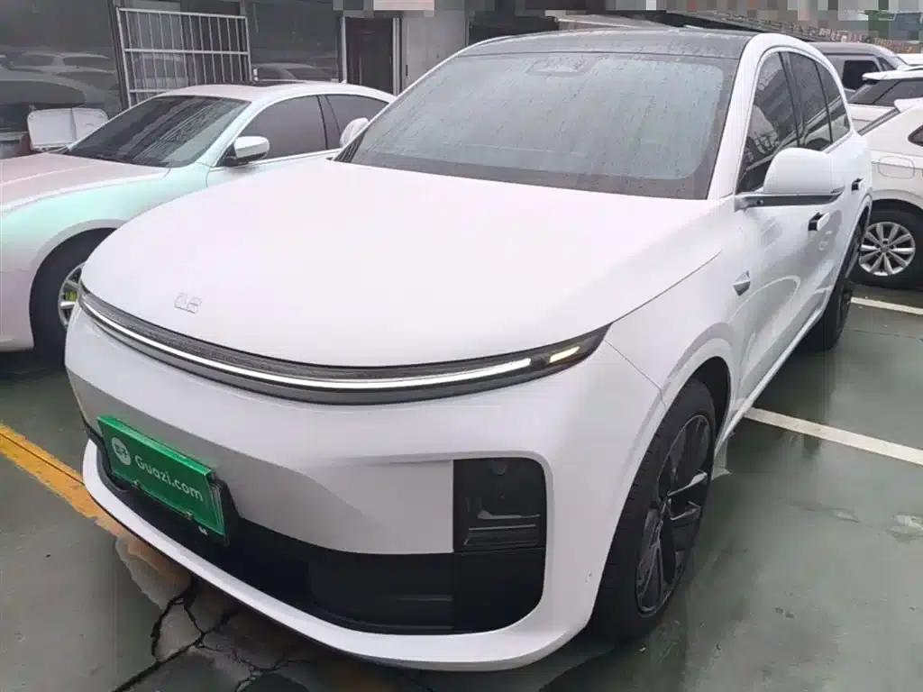Li Auto L6 2024 Pro — миниатюра 1