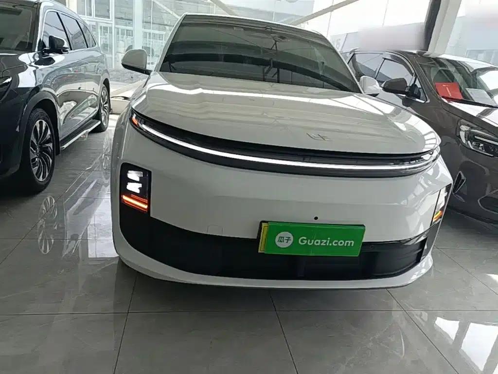 Li Auto L6 2024 Pro — миниатюра 3