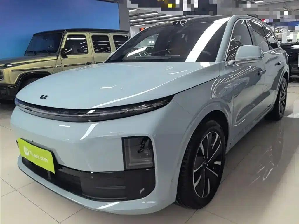 Li Auto L6 2025 Max Intelligent Renewal Edition — миниатюра 2